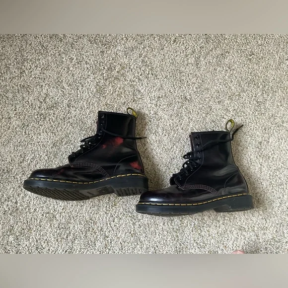 Dr. Martens 1460 Lace Up Boot Size 8 - Picture 4 of 7